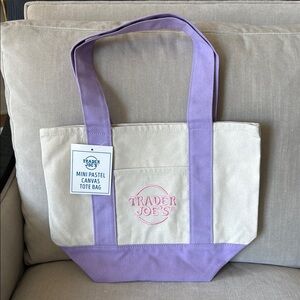 Trader Joe’s limited edition mini tote